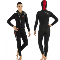 large diver cressi 4